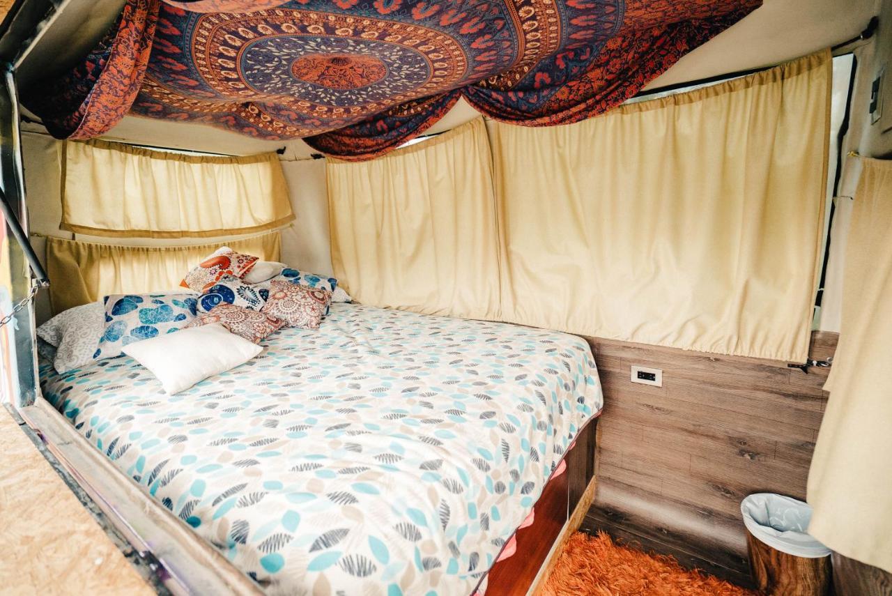 Отель Nayon Xtreme Valley Кито Экстерьер фото